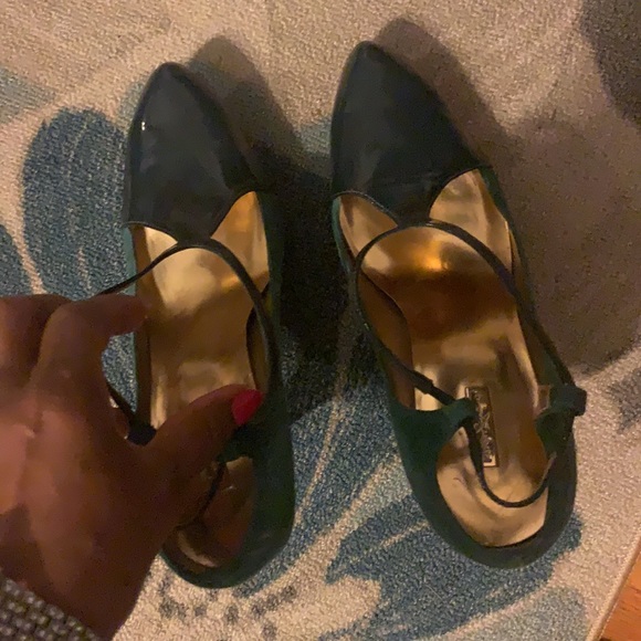 Beautiful Suede and Patent Heels 👠 🤩❤️ - Picture 4 of 9